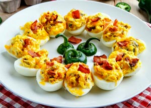 Jalapeņo Popper Deviled Eggs