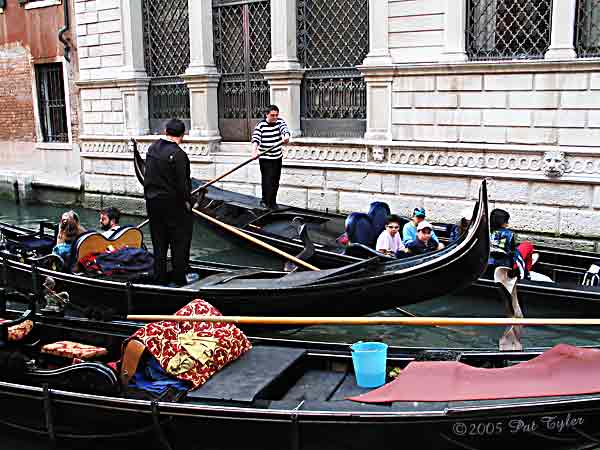 Gondolas-043005-505p